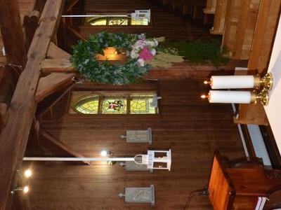 Ślub w kościele w Dębkach 1